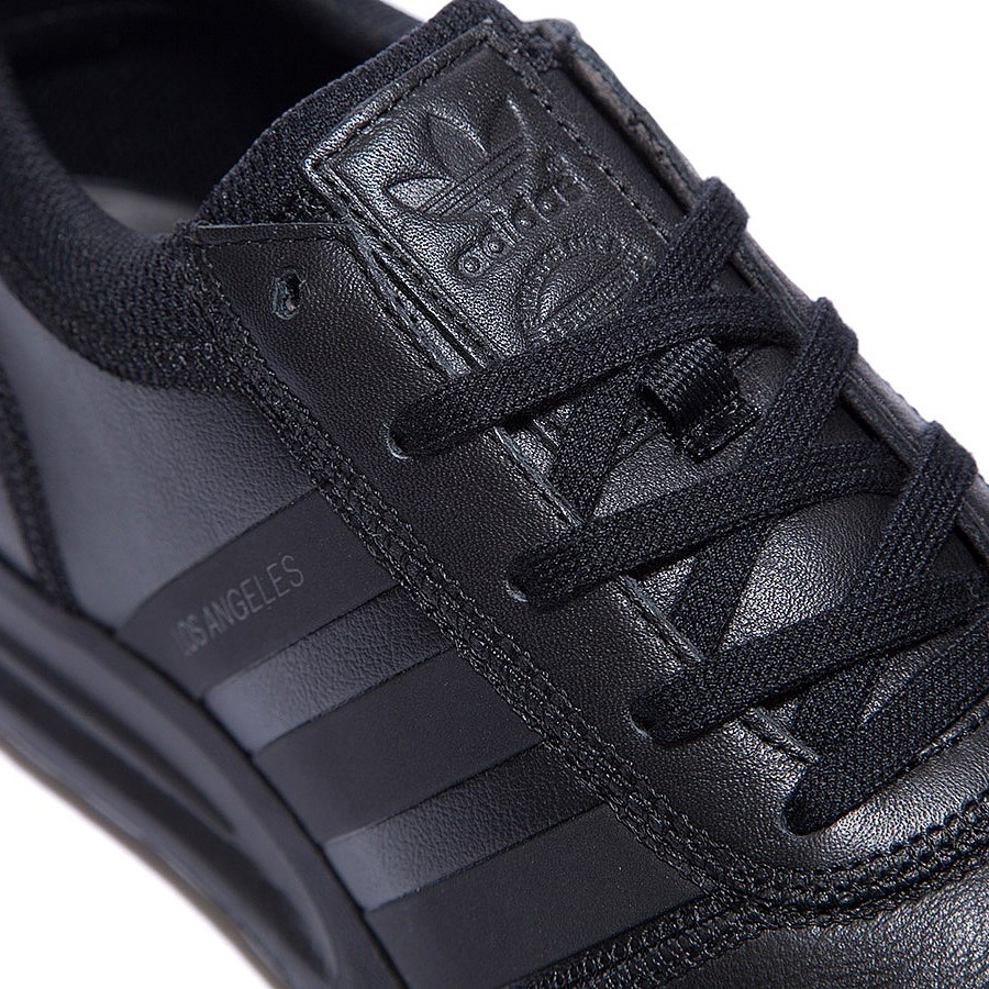 adidas Los Angeles Leather black Спортни обувки AQ2591
